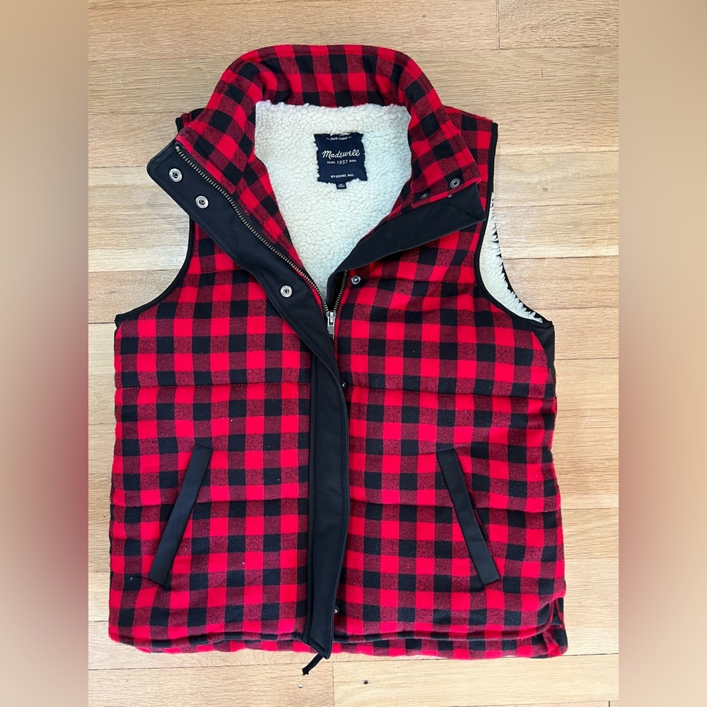 Madewell Womens Buffalo Red/black Sherpa Lined Plaid Vest Jacket Size Meduim